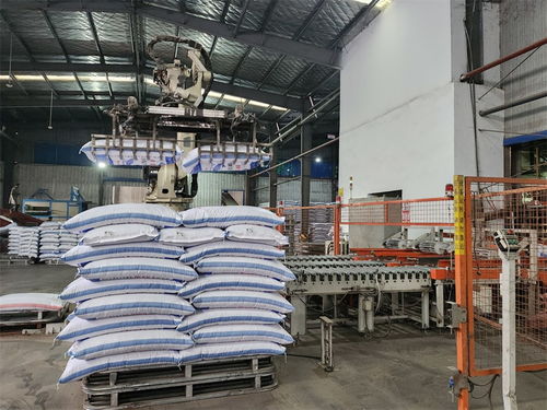 渴望牧业 订单旺、生产忙，引领模塑领域技术研发新浪潮